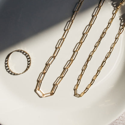 3.4mm paperclip chain in 9ct yellow gold with bold rectangular links