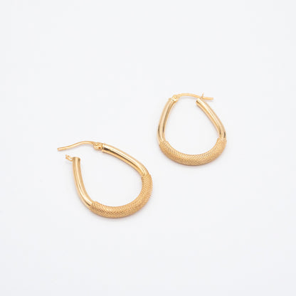 Set of hollow oval-shaped 9ct gold hoop earrings