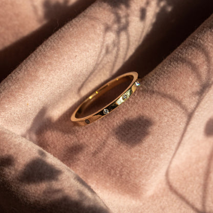 Gypsy ring in 9ct solid gold with six flush-set white diamonds – handcrafted fine jewellery